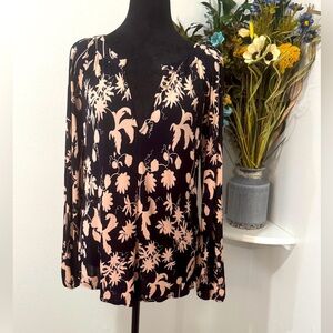 Ann Taylor Black and Pink Graphic Blouse Relaxed Fit size small